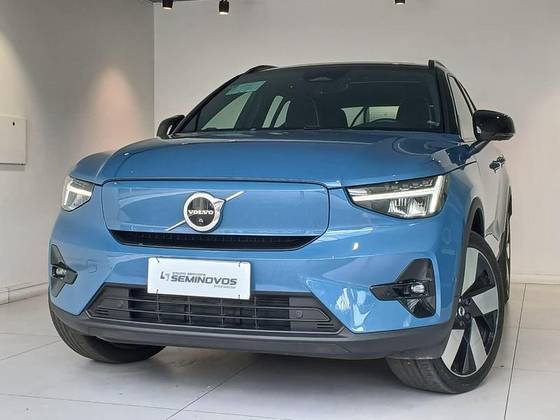 VOLVO XC40 P8 RECHARGE TWIN ELECTRIC ULTIMATE AWD